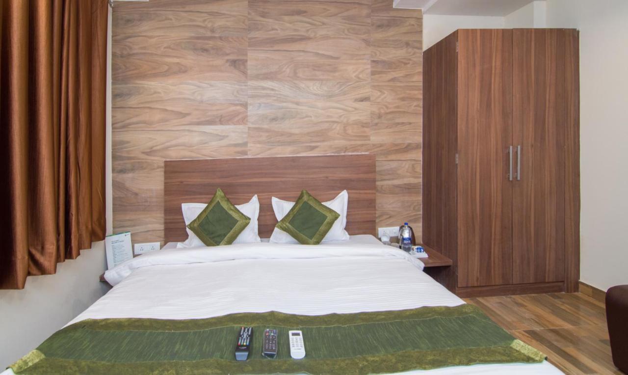 Hotel Treebo Trend Bipin International Lucknow Exterior foto