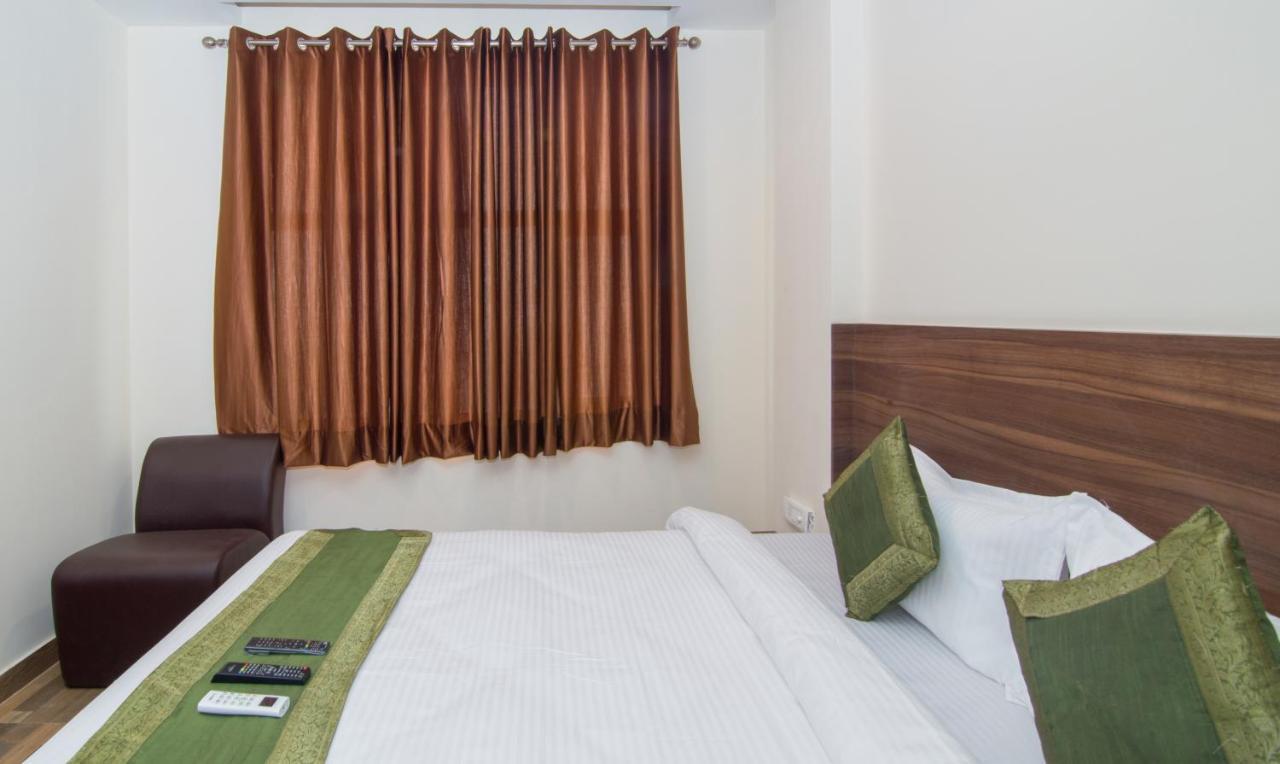 Hotel Treebo Trend Bipin International Lucknow Exterior foto