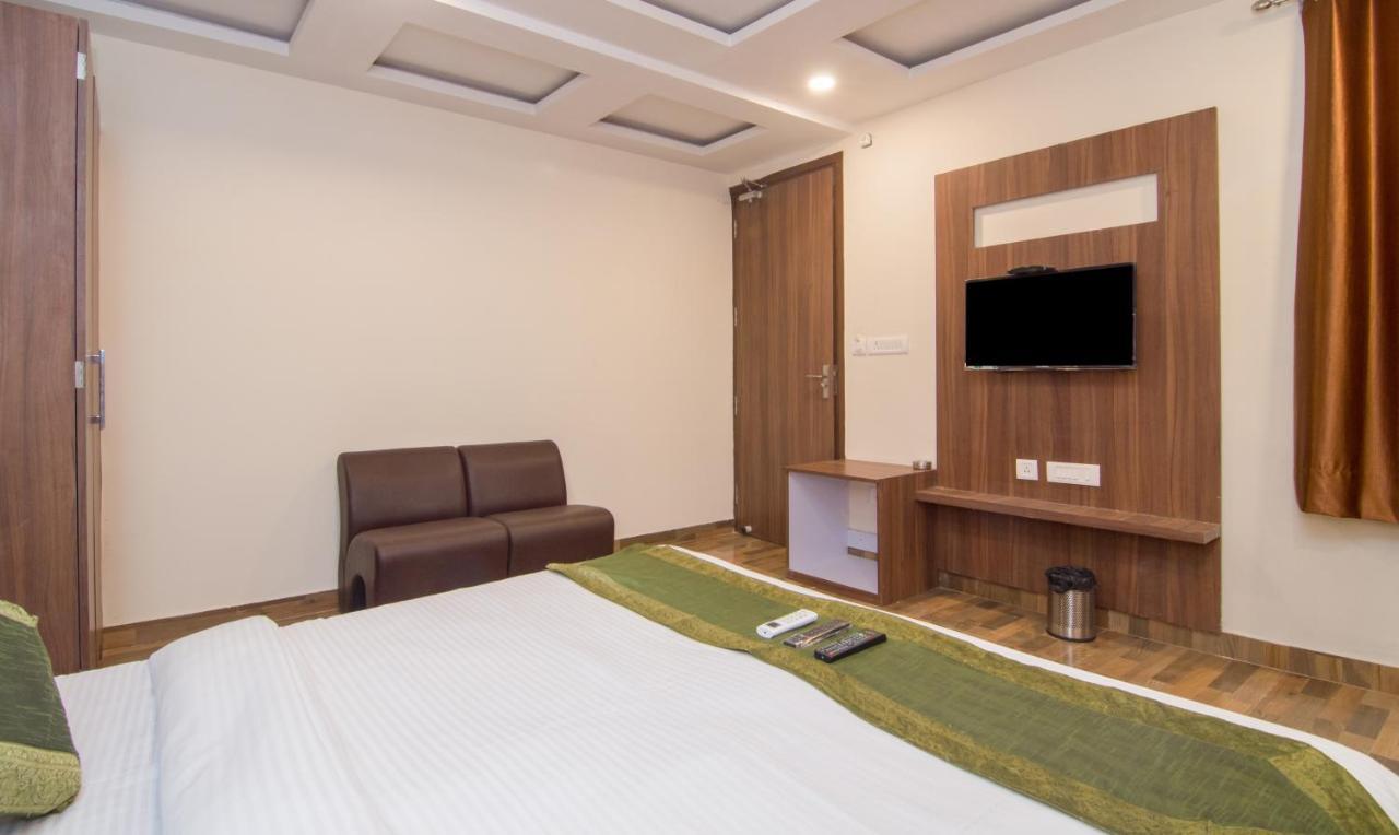 Hotel Treebo Trend Bipin International Lucknow Exterior foto
